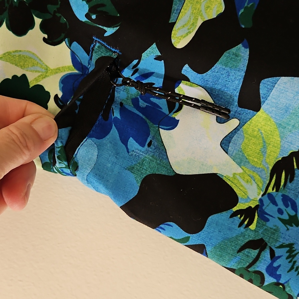 Just Bones Boardwear Tropical Print Board Shorts Size 32โ - Picture 4 of 15